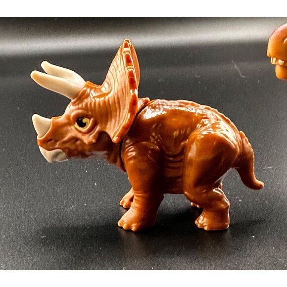 2020 Jurassic Park World Camp Cretaceous McDonalds Dinosaurs T-Rex Triceratops - Picture 7 of 16